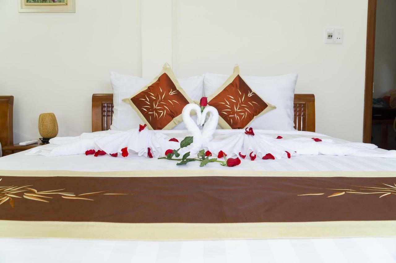 Golden Soulmate Homestay Хойан Экстерьер фото