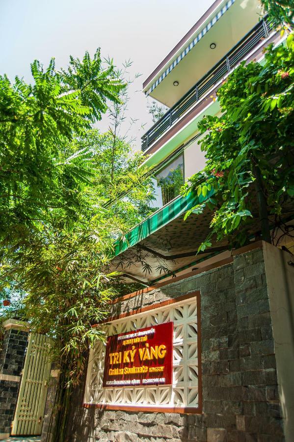 Golden Soulmate Homestay Хойан Экстерьер фото